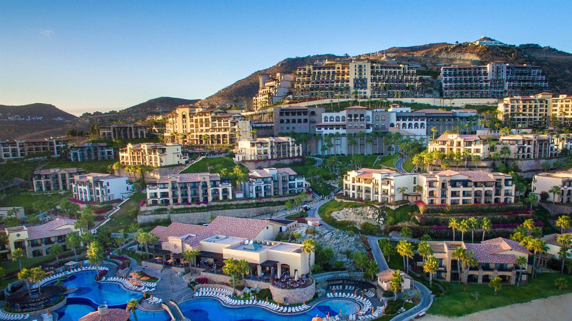 Pueblo Bonito Sunset Beach Resort & Spa